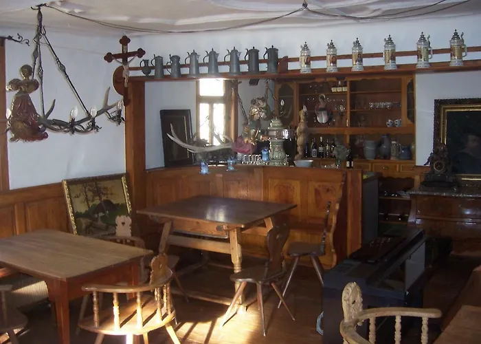 Bed & Breakfast Roter Loewe Heiligkreuzsteinach